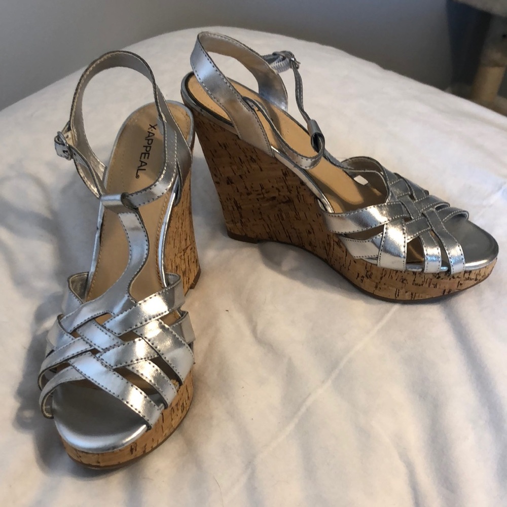Silver wedges X appeal size 8